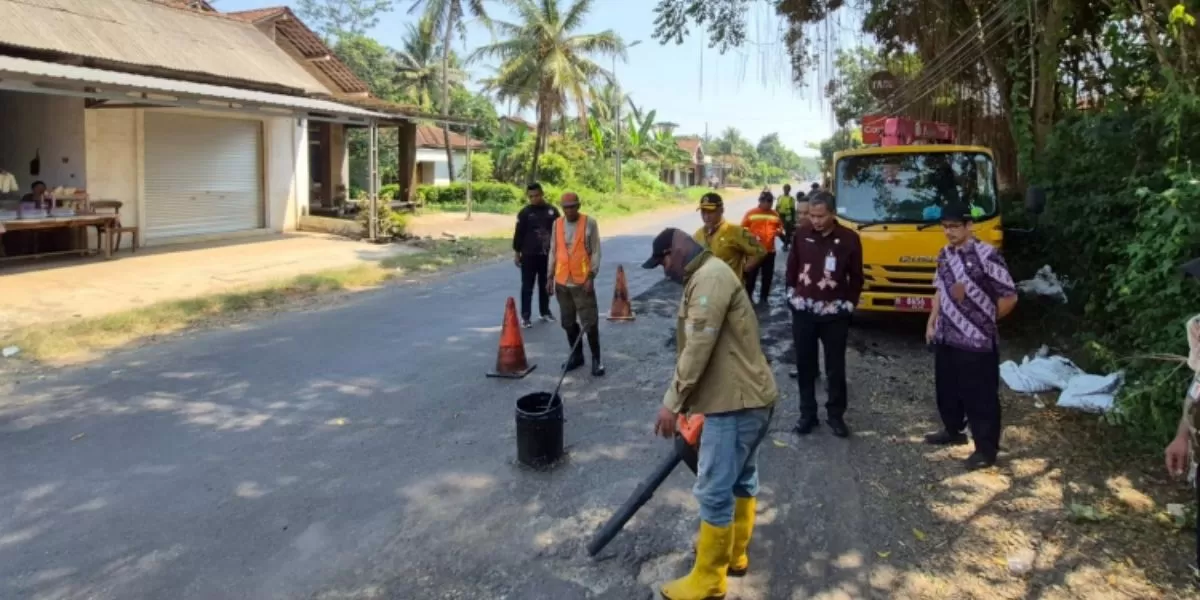 Prioritaskan Perbaikan Jalan Provinsi di Jawa Tengah, Ruas Jalan Jepara-Keling Segera Diperbaiki  (humas.jatengprov.go.id)