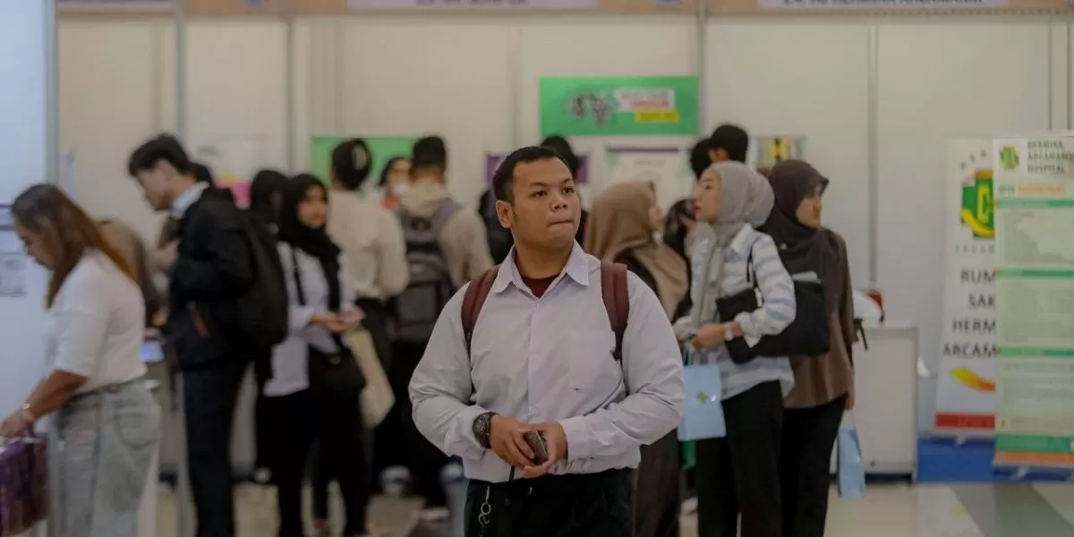 Pemkot Bandung Hadirkan 2.361 Peluang Kerja bagi Pencari Kerja di Job Fair 2026 (bandung.go.id)