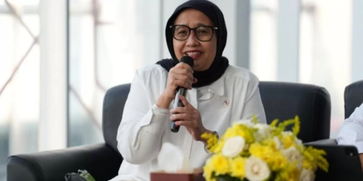 Kepala BGN Nanik S. Deyang langsung meninggalkan wartawan saat ditanya tentang motor listrik untuk SPPG.  (bgn.go.i)