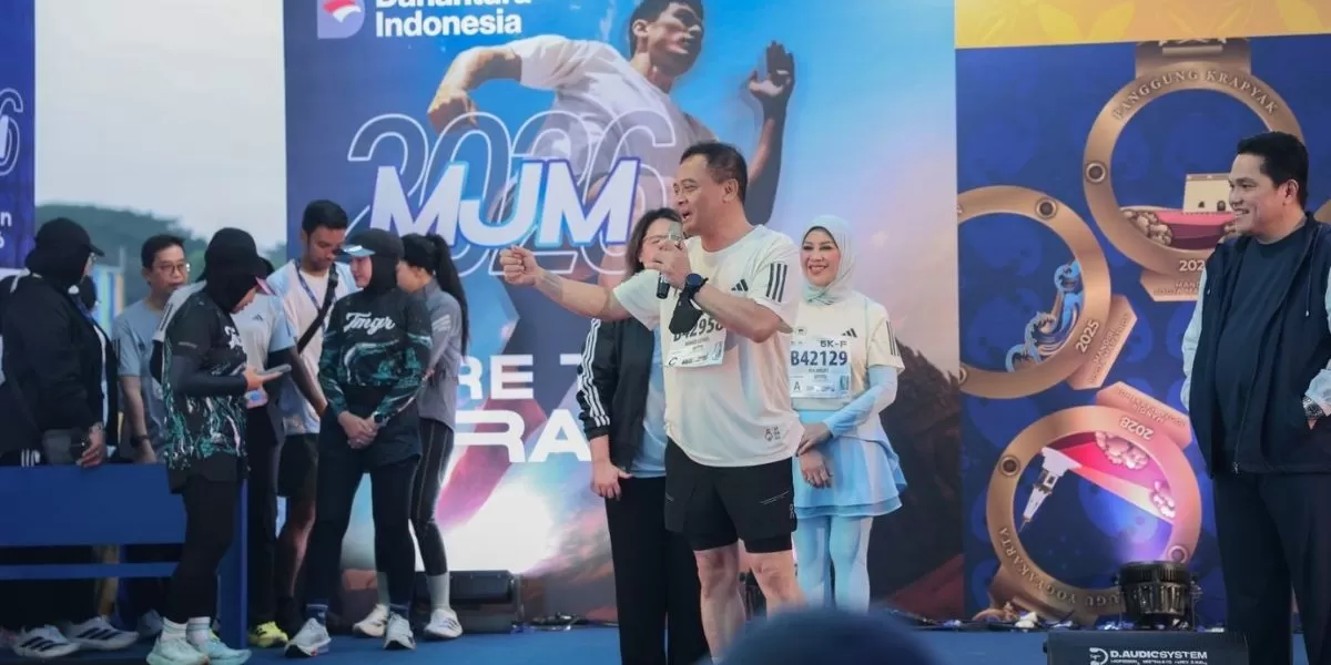 Ikuti Mandiri Jogja Marathon, Ahmad Luthfi Bakar Semangat Ribuan Peserta (jatengprov.go.id)