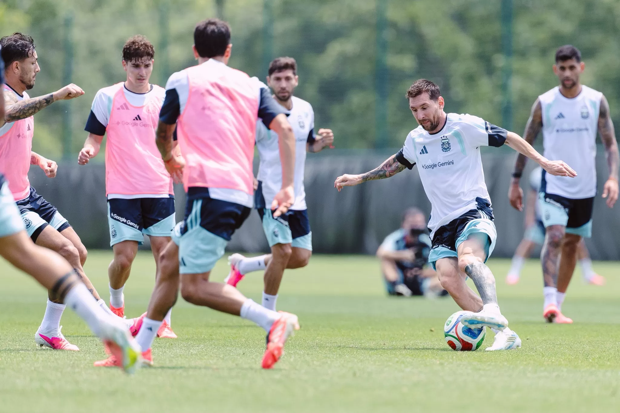 Prediksi Argentina vs Aljazair di Piala Dunia 2026: Lionel Scaloni tak Ingin Terpeleset di Laga Pembuka. (kliksolonews/dok X Selecao)