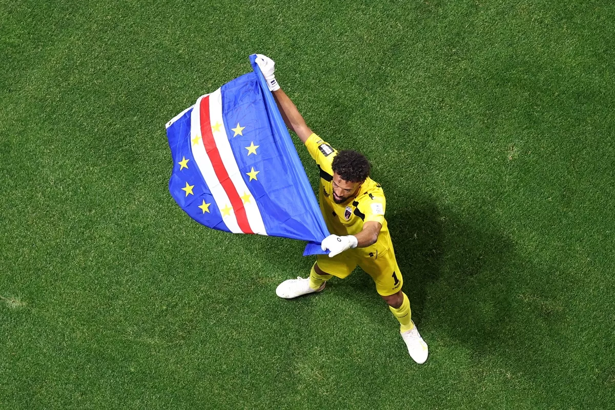 Followers Kiper Tanjung Verde Vozinha Meledak! Dari 50K Tembus 5,3 Juta dalam Semalam Usai Tampil Heroik Lawan Spanyol di Piala Dunia 2026. (kliksolonews/dok X FIFA)