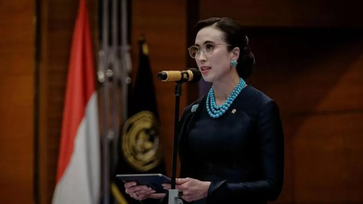 Menpar Widiyanti Ditegur Ketua Komisi VII DPR saat Bahas Anggaran, Ternyata karena Mikrofon. (kliksolonews/dok Kemenpar)