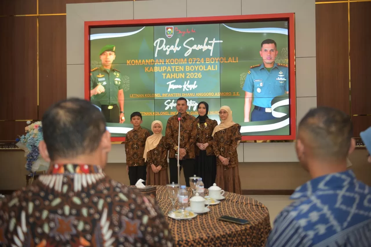 Tongkat Komando Dandim 0724/Boyolali Resmi Berganti, Letkol Inf Dhanu Pamit dengan Haru. (kliksolonews/dok Pemkab Boyolali)