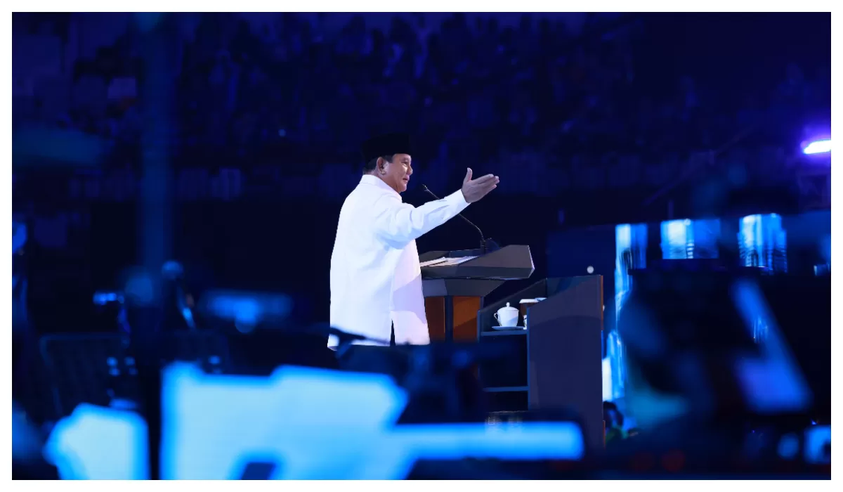 Prabowo pada momen puncak peringatan Hari Ulang Tahun (HUT) ke-25 Partai Demokrat yang dihelat di GBK Arena, Jakarta, Rabu (9/9). (Setkab)