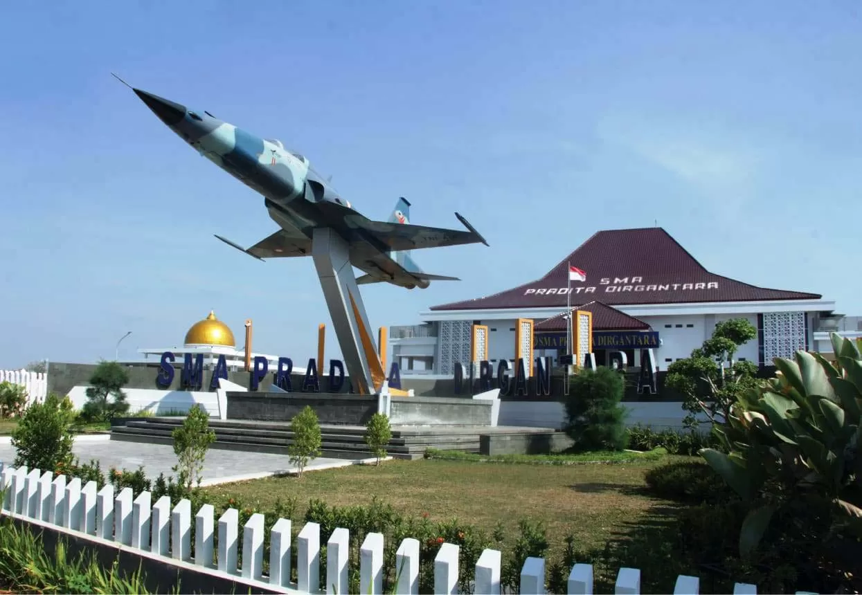 SMA Pradita Dirgantara (SMA Pradita Dirgantara)