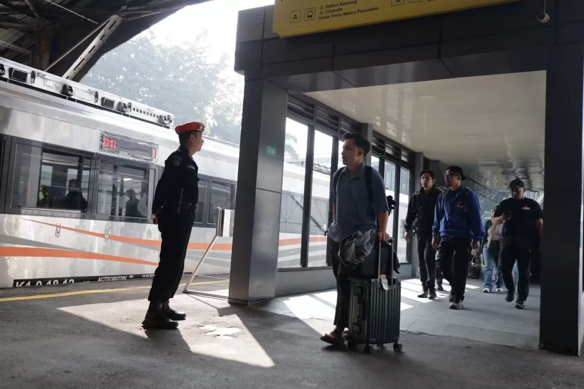 Penumpang KAI Daop 2 Bandung (KAI Daop 2 Bandung)