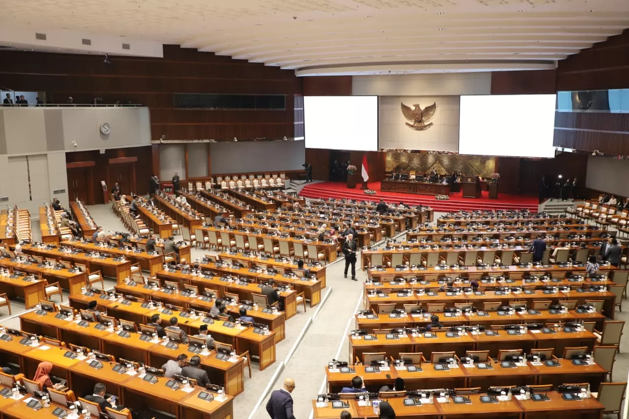 Rapat paripurna DPR RI (Kementerian Pendayagunaan Aparatur Negara dan Reformasi Birokrasi (PANRB))