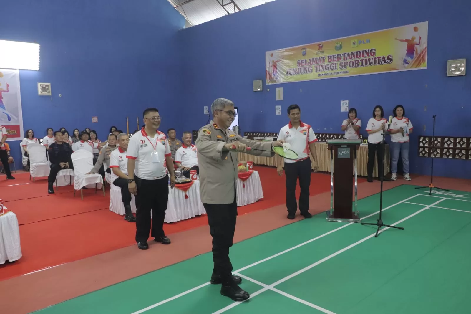 Kapolda Sulut Irjen Setyo Budiyanto Buka Turnamen Badminton Intern ...