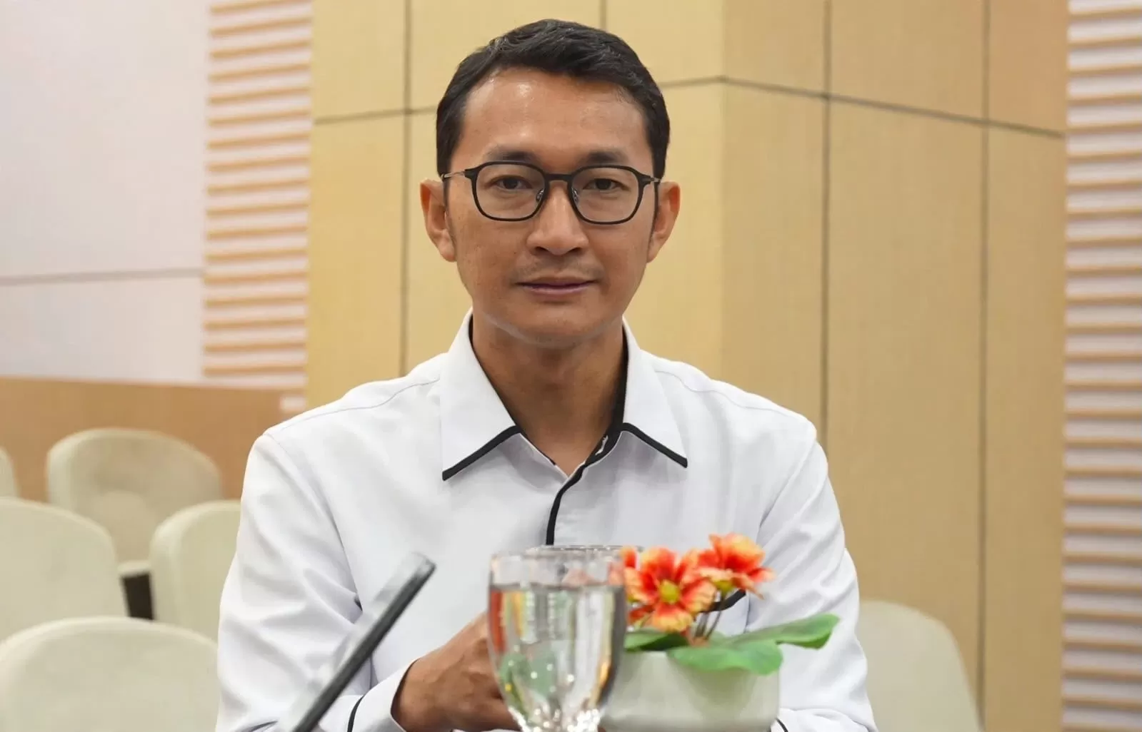Juru Bicara KPK Budi Prasetyo menyampaikan capaian pemulihan aset dan penindakan KPK selama 2 tahun pemerintahan Presiden Prabowo (Ig/@official.kpk)