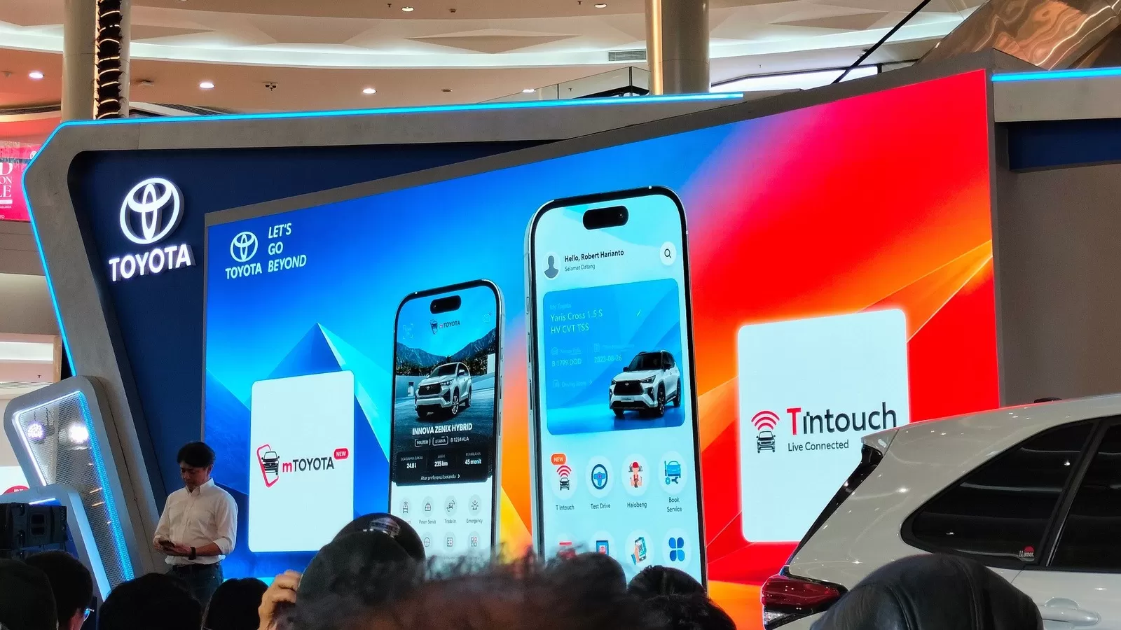 Marketing Director PT Toyota-Astra Motor Bansar Maduma pada peluncuran teknologi T Intouch with Toyota Remote di Jakarta, Selasa (21/10/2026). (Hadi Suprapto/NKRI24JAM.com)