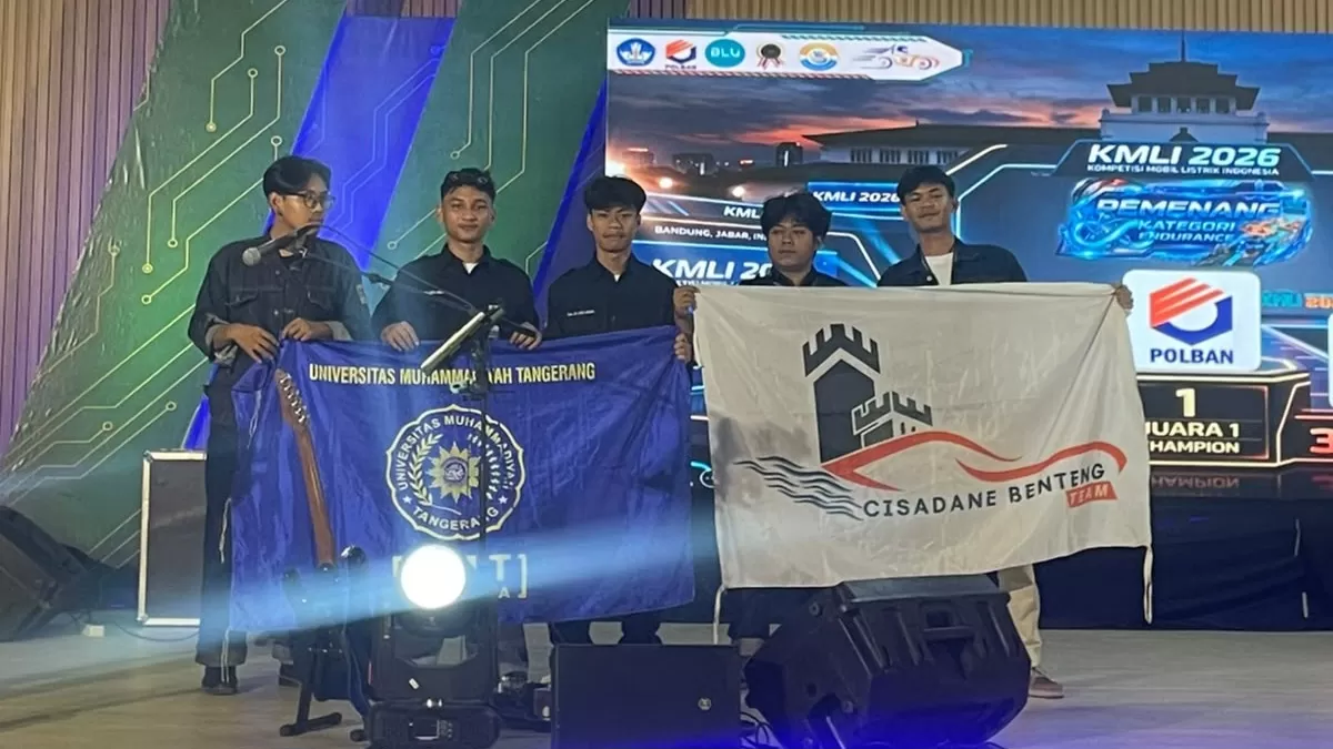 Cisadane Benteng Team Universitas Muhammadiyah Tangerang (UMT) meraih Juara 2 kategori Endurance pada Kompetisi Mobil Listrik Indonesia (KMLI) XIV 2026. (dok. Pribadi)