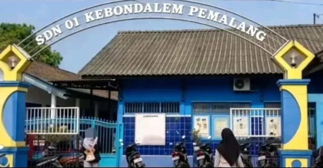 Kepala Sekolah SDN 01 Kebondalem Pemalang dinonaktifkan karena kasus dugaan bullying di sekolahnya. (Threads/judicruise)