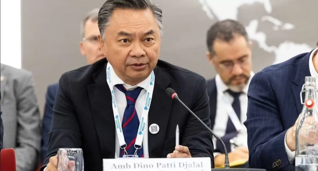 Eks Wamenlu Dino Patti Djalal beri pesan untuk Menlu Arrmanatha Nasir terkait diplomasi Indonesia. (Instagram/dinopattidjalal)