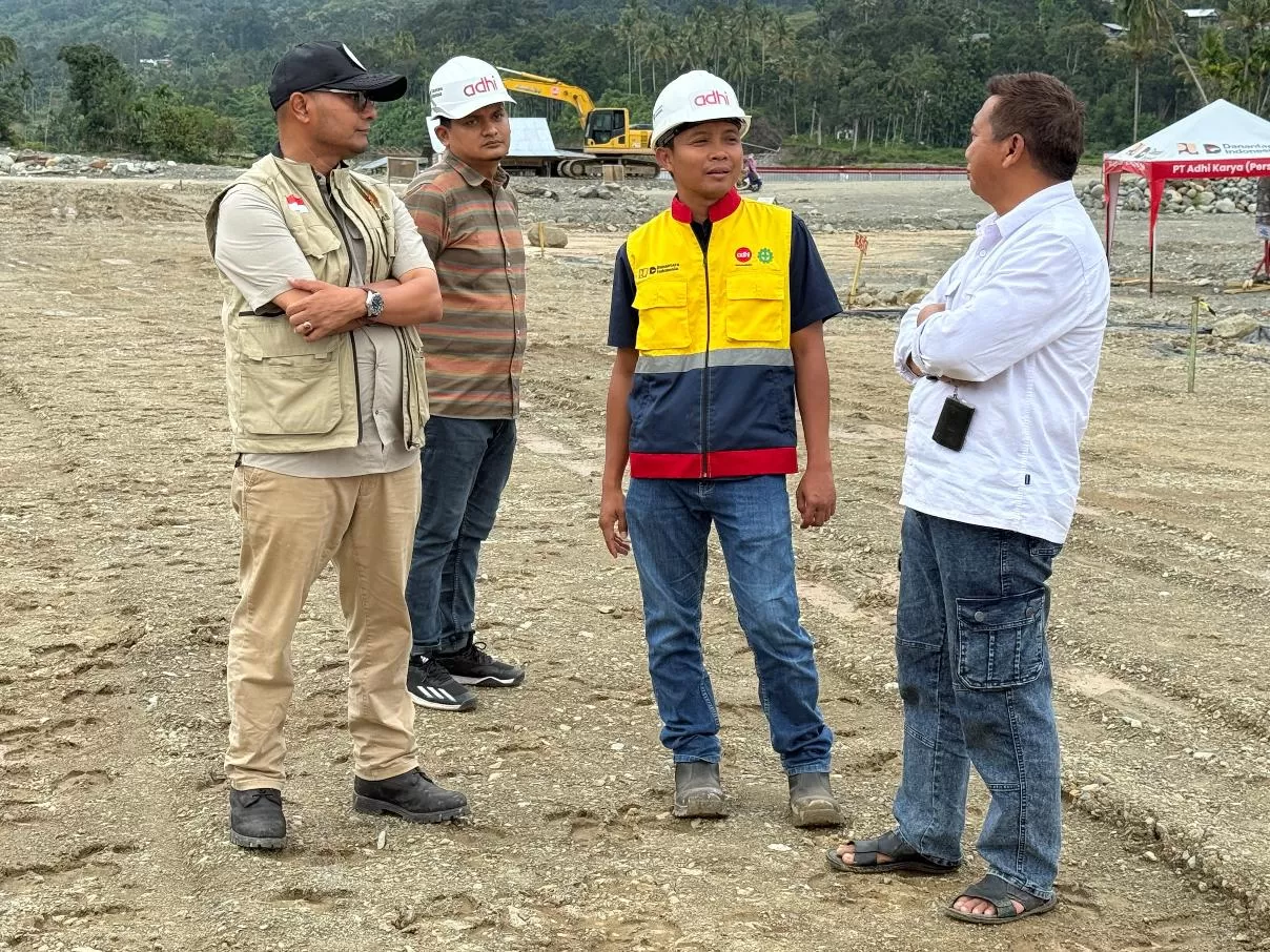 Satgas PRR meninjau pemulihan konektivitas di Desa Blang Puuk, Kecamatan Beutong Ateuh Banggalang, Kabupaten Nagan Raya, Aceh. dok. Satgas PRR/Kudus Purnomo