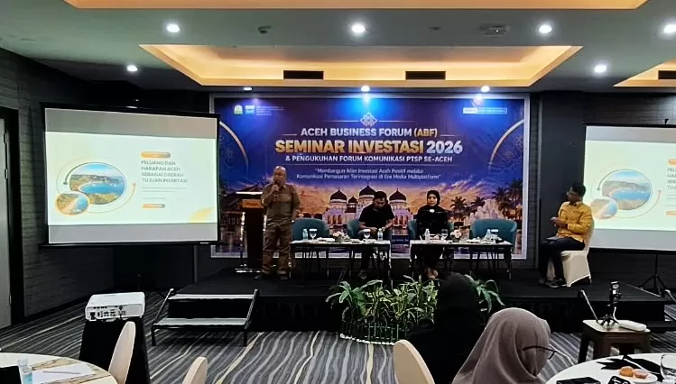 Seminar Aceh Bisnis Forum diselenggarakan  Dinas Penanaman Modal dan Pelayanan Terpadu Satu Pintu (DPMPTSP) Aceh di Banda Aceh, Kamis (8/10).   (Dok DPMPTSP)