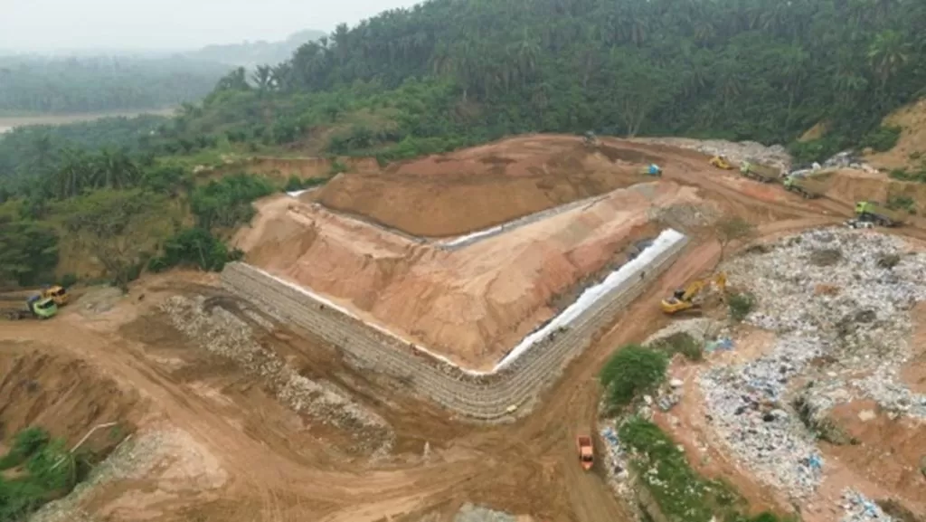 Progr&egrave;s pembangunan infrastruktur sanitasi TPA di Tujuh Kabupaten terdampak bencana di Provinsi Aceh . Foto dok Kementerian PU.
