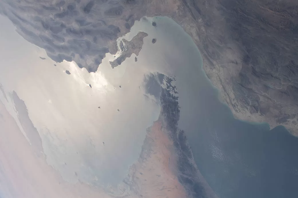 Selat Hormuz diambil dari angkasa