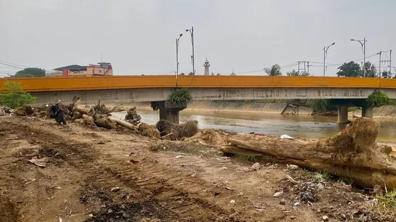 Normalisasi banjir kanal Kampung Lapai Siteba Padang. (Foto: Kominfo Padang)