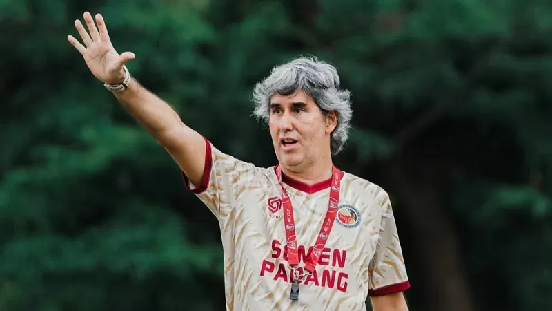 Pelatih Semen Padang FC Stefano Cugurra atau akrab disapa Teco (Foto: MO Semen Padang FC)
