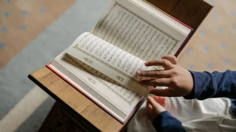 Ilustrasi Menghafal Al-Qur'an (Foto: Pexels)