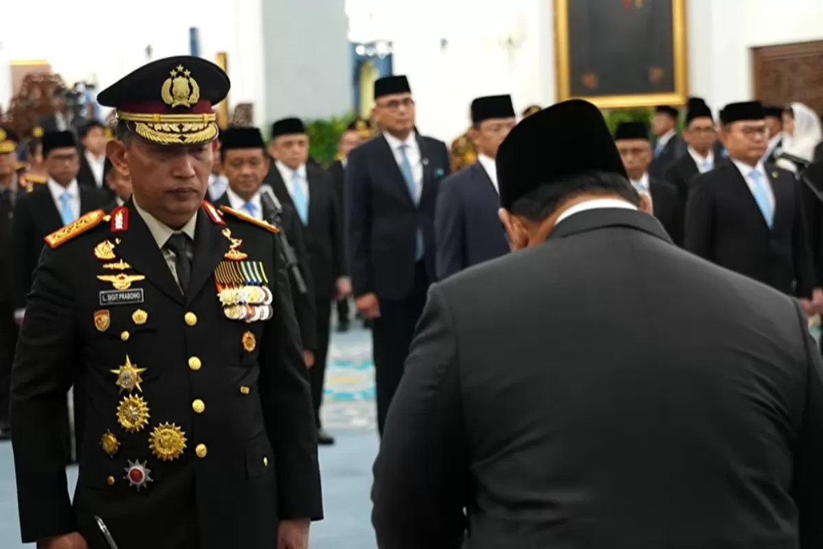 Listyo Sigit menerima jabatan sebagai Kepala Staf Kepresidenan (KSP) usai kedudukannya sebagai Kapolri digantikan Komjen Pol. Suyudi Ario Seto. (Youtube/Sekretariat Kepresidenan)