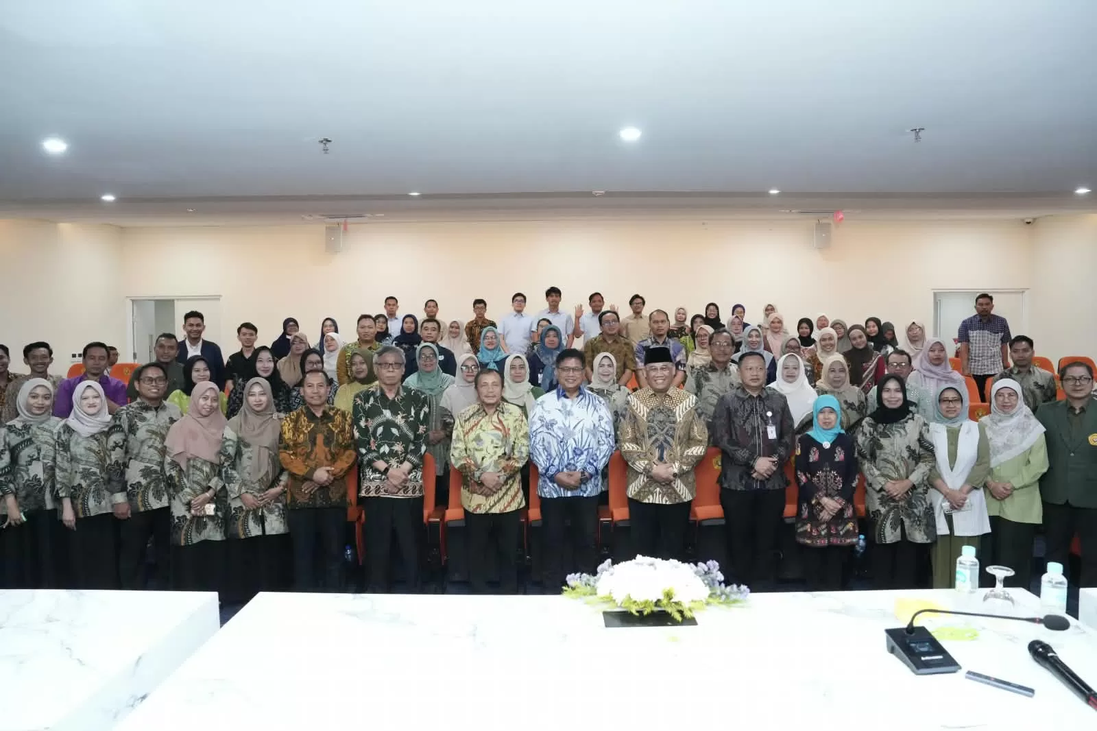 Viva Yoga Mauladi saat menjadi narasumber &lsquo;Kuliah Tamu Program Doktor Agribisnis&rsquo;, Kampus Universitas Pembangunan Nasional (UPN) Veteran Jawa Timur, Surabaya, (30/9/2026).(Ist) 