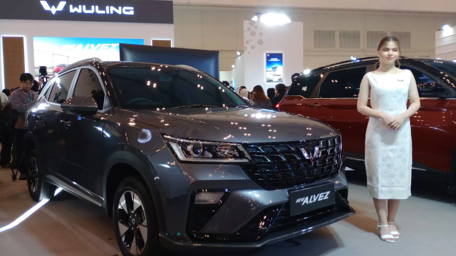 Punya budget Rp300 jutaan untuk membeli mobil baru? Simak daftar SUV, MPV, sedan / Foto Promedia