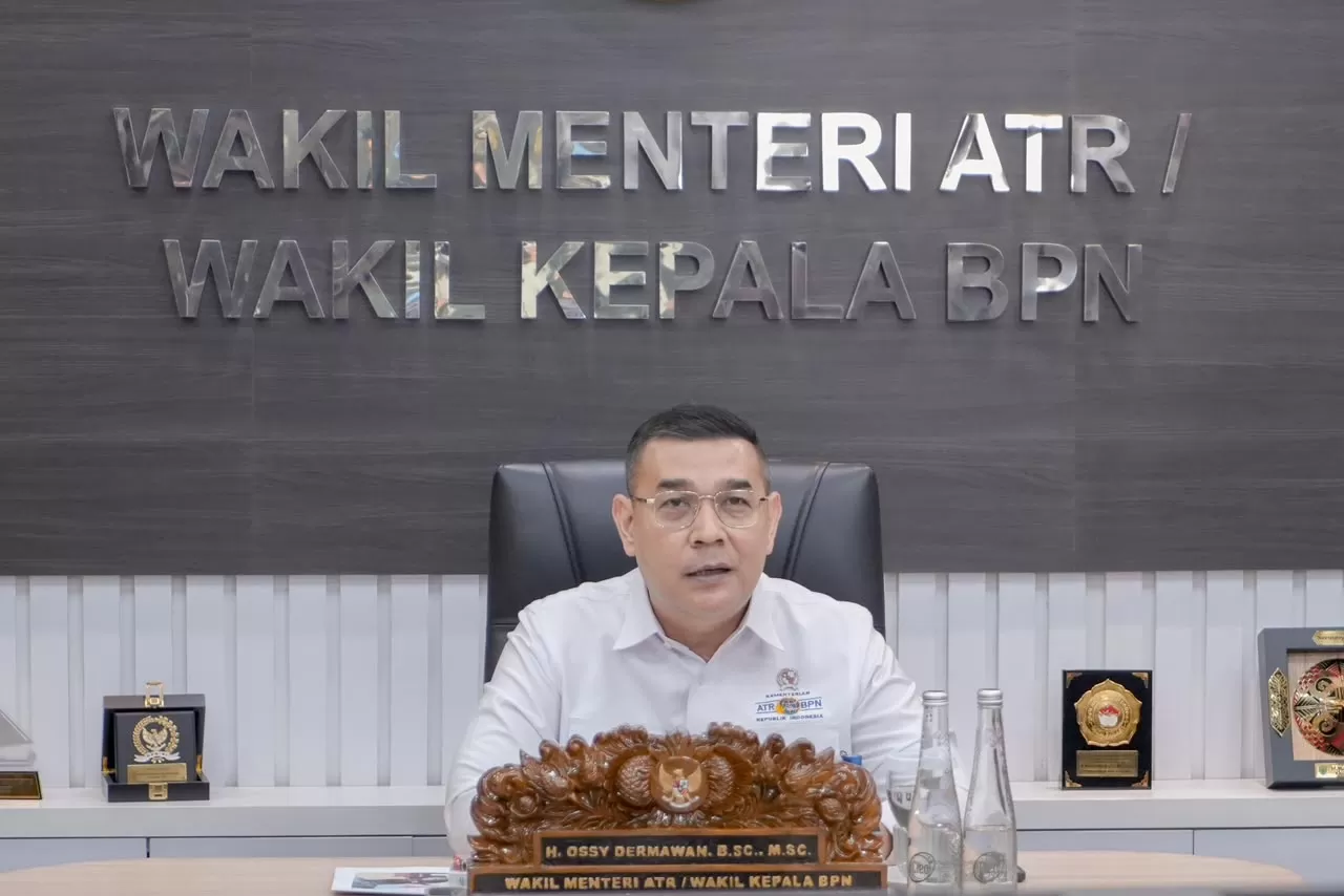 Wakil Menteri Agraria dan Tata Ruang/Wakil Kepala Badan Pertanahan Nasional (Wamen ATR/Waka BPN), Ossy Dermawan, menjadi keynote speaker dalam Seminar Nasional Pertanahan.(foto/Ist)  (Lie/Promedia)