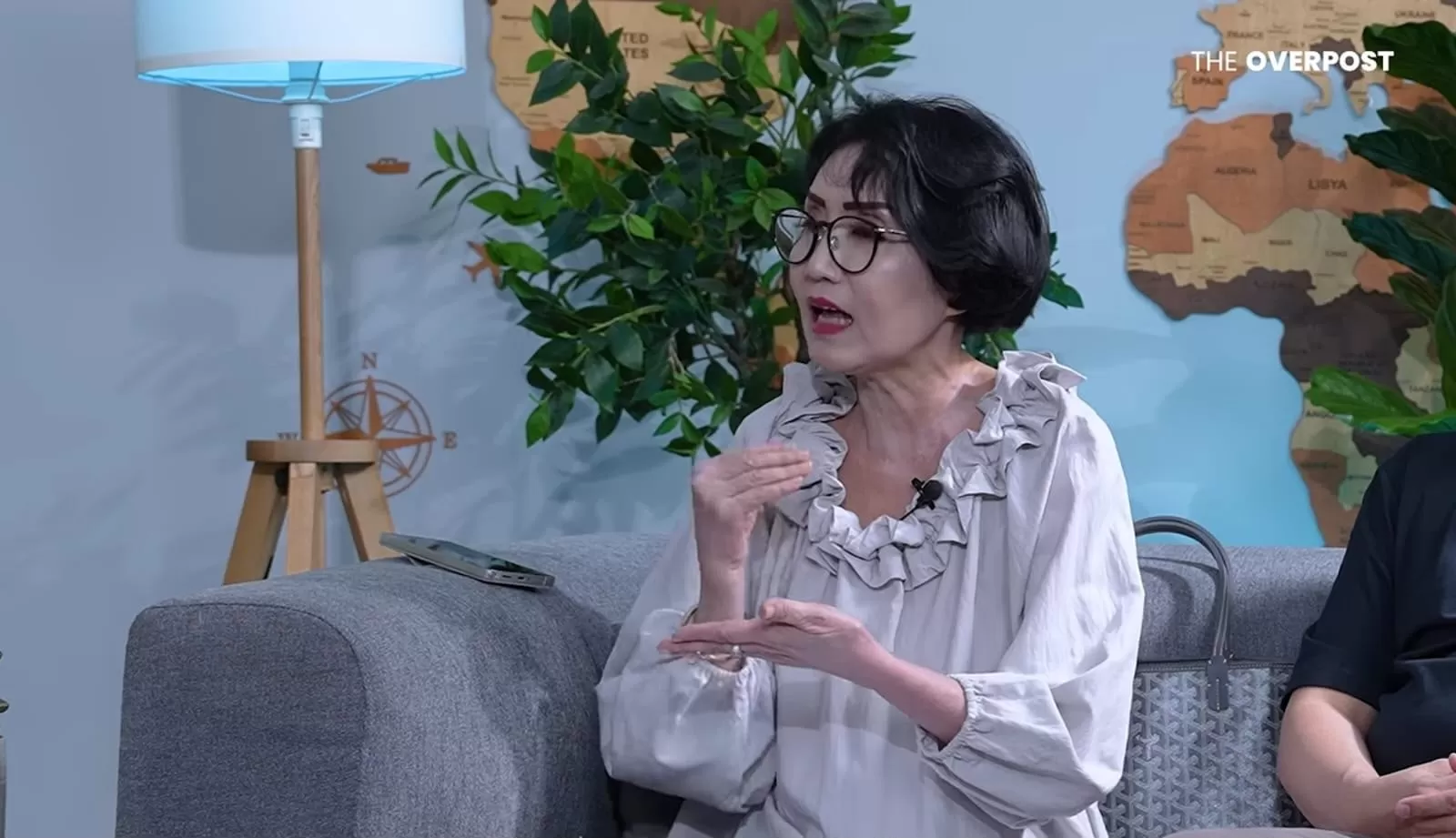 Kasus dana nasabah Linawati sekitar Rp17 miliar kembali menjadi sorotan setelah muncul pengakuan mengenai kejanggalan transaksi (YouTube/@leonhartono). (Lie/Promedia)