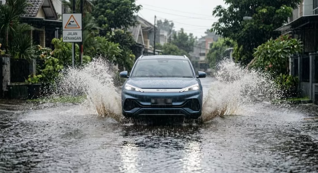 Pahami Bahaya Aquaplaning Saat Berkendara di Musim Hujan/fotoNKRI24JAM (Lie/Prodia)