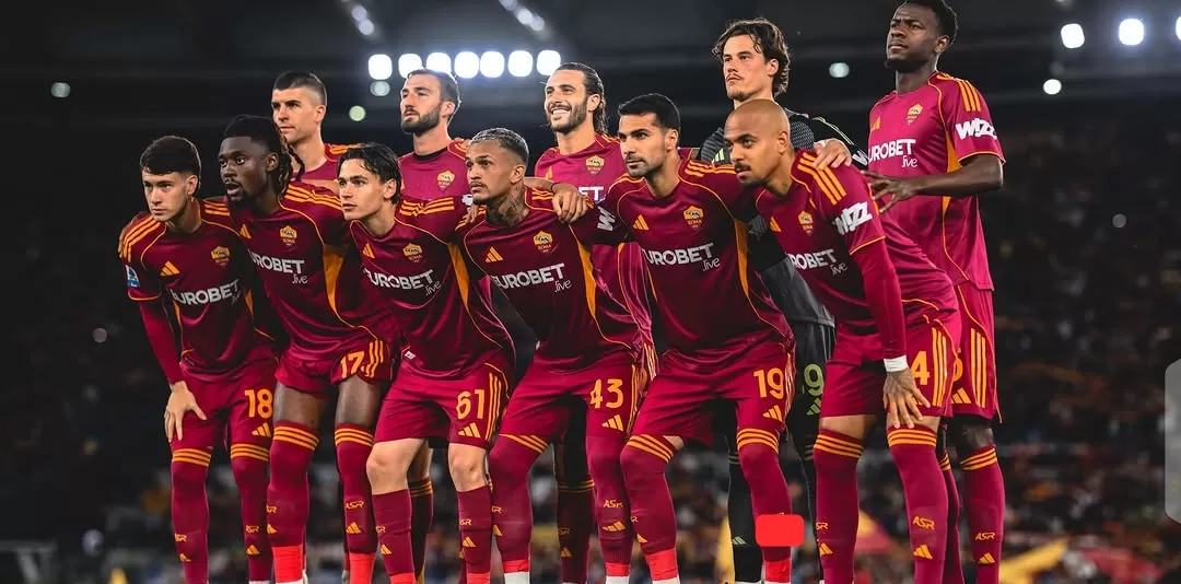 AS ROMA - Para pemain AS Roma berfoto jelang pertandingan.