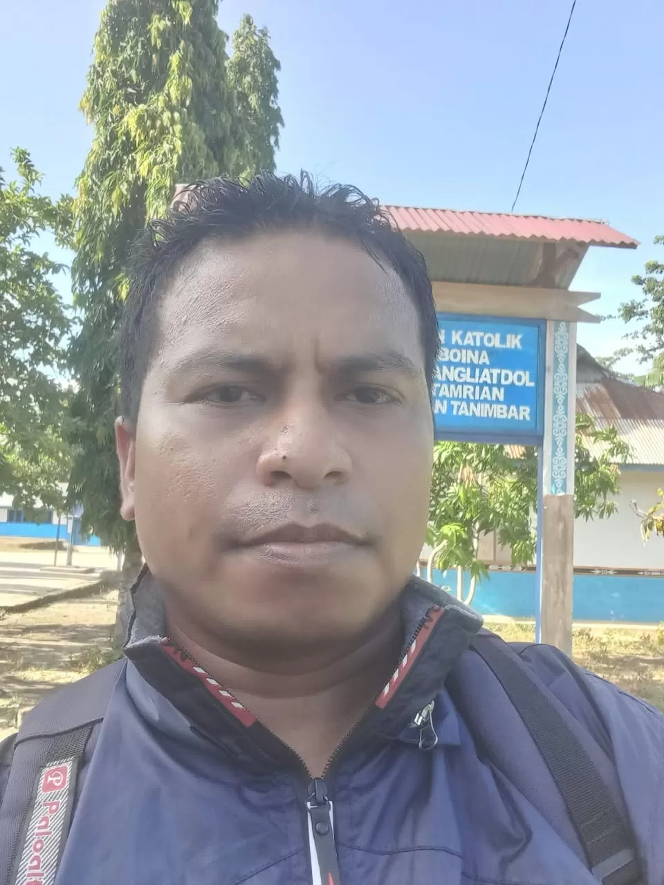 Mantan Bendahara SMP Negeri 6 Wertamrian periode 2024&ndash;2025, Martinus Anglela
