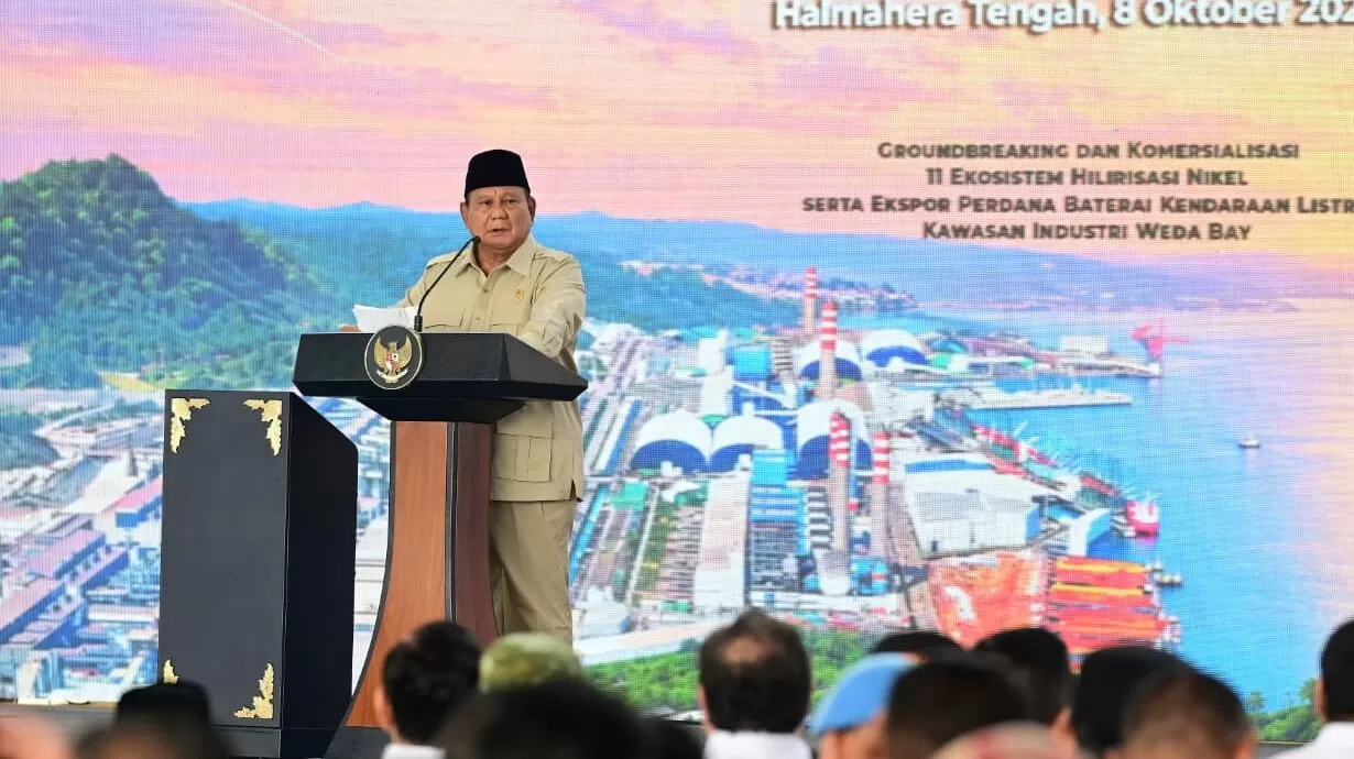 Presiden Prabowo Subianto menyampaikan sambutannya di kawasan Indonesia Weda Bay Industrial Park (IWIP), Kabupaten Halmahera Tengah, Provinsi Maluku Utara, Kamis, 8 Oktober 2026. Foto: BPMI Setpres