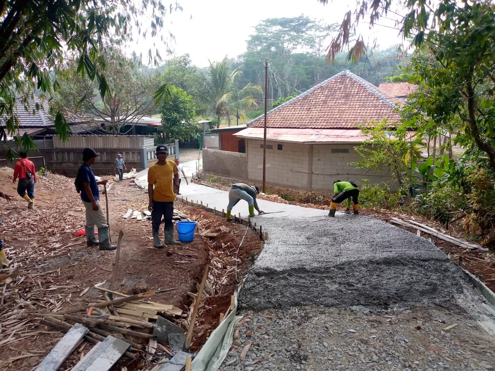 Rabat Beton 228 Meter Dibangun di Singajaya Jonggol, Anggaran Rp158,93 Juta: Ricky Ananda/mahatva.id