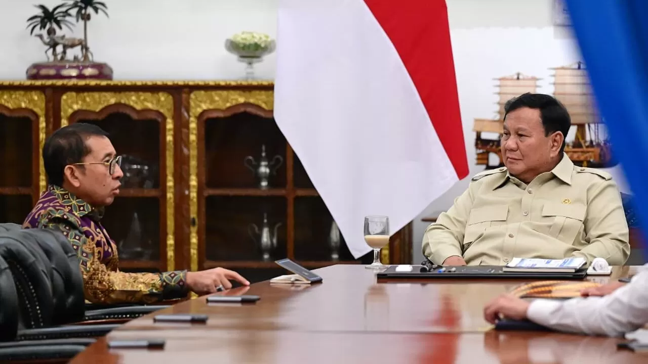 Presiden Prabowo Subianto menerima Menteri Kebudayaan Fadli Zon di Istana Merdeka, Jakarta, pada Senin malam, 12 Oktober 2026: Ist