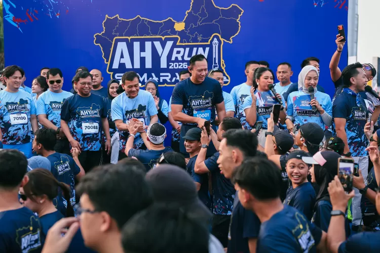 5.500 Pelari Ramaikan AHY Run Semarang 2026, Ahmad Luthfi dan AHY Ikut Berlari