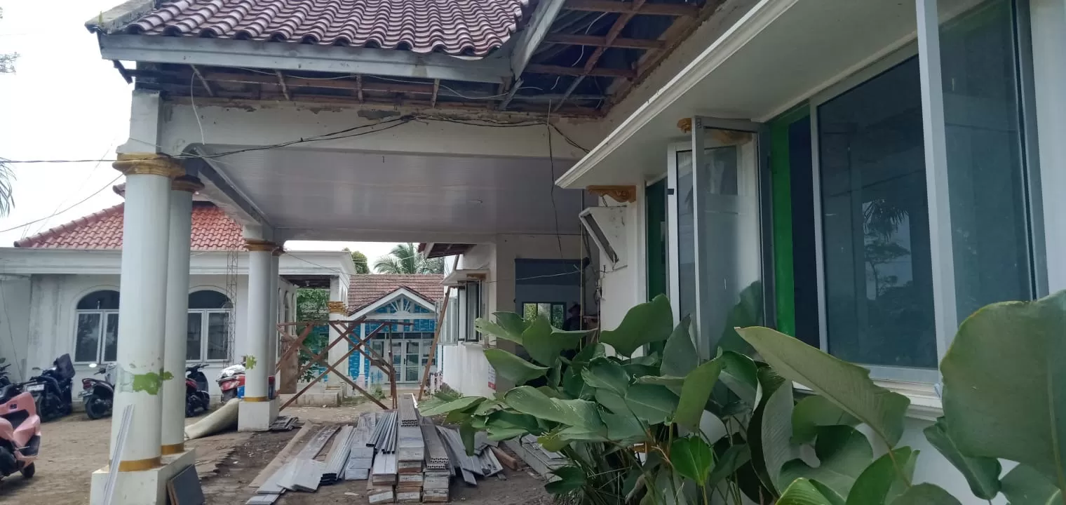 Pemdes Sukaharja Rehabilitasi Kantor Desa dengan Bankeu Rp350 Juta: Ricky Ananda/Mahatva.id