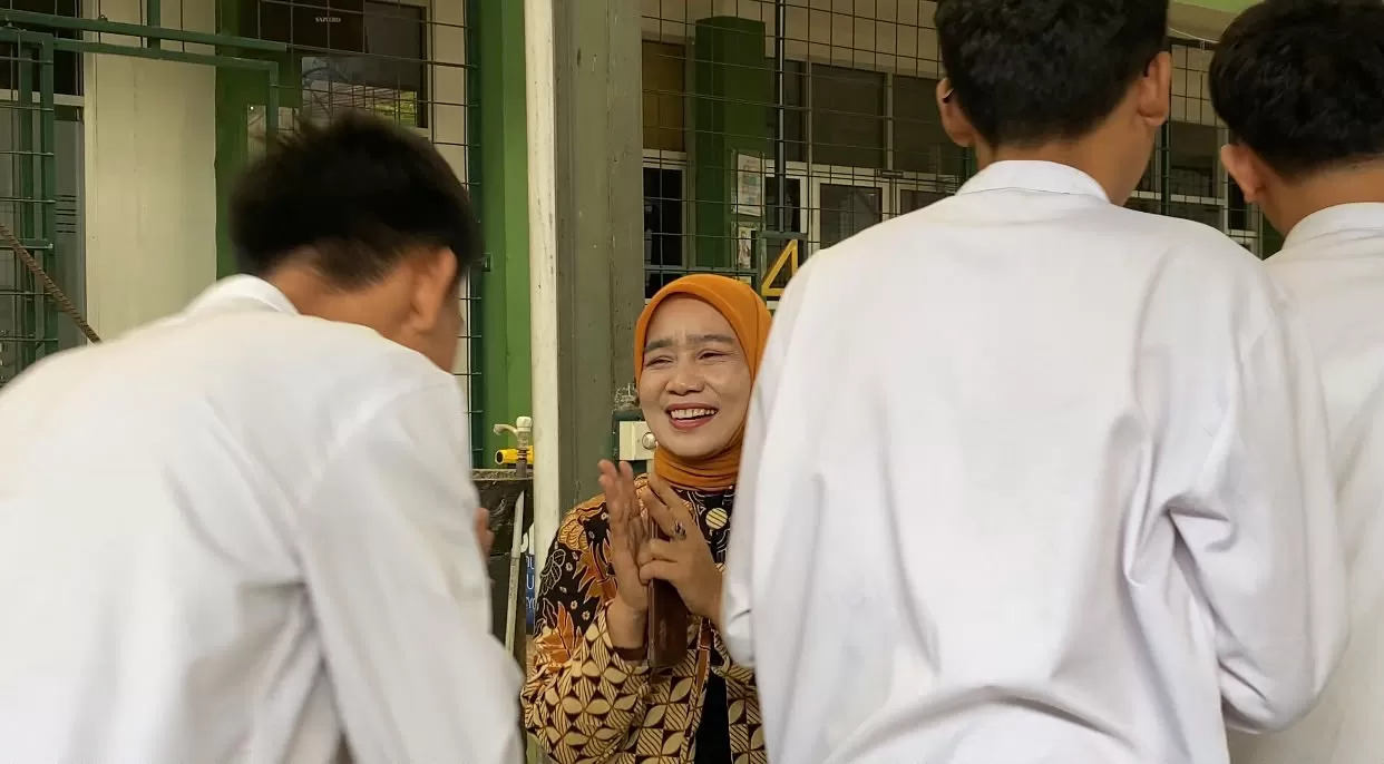 Doa Bersama Jelang TKA, SMAN 4 Cibinong Ingatkan Siswa Hormati Orang Tua dan Guru