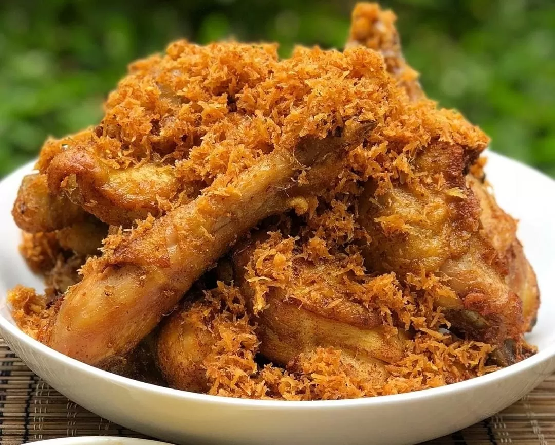 Ayam Goreng Serundeng yang Bikin Ketagihan (Instagram.com/mrs.wijaya)