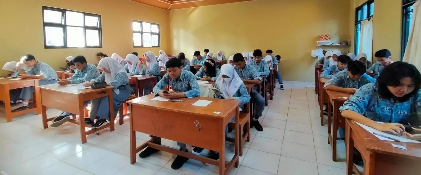 20 Soal PG Dan Kunci Jawaban ATHG Ancaman, Tantangan, Hambatan ...