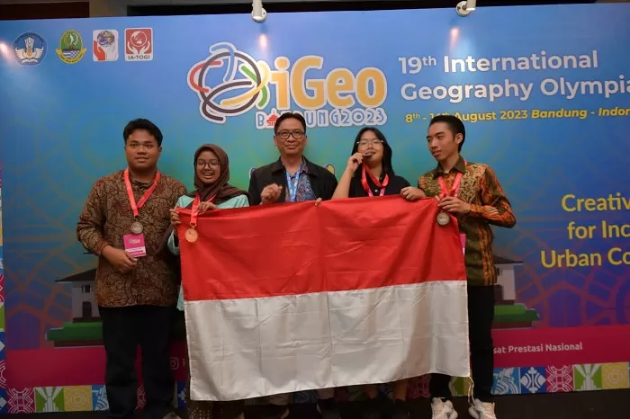 Sukses Gelar Olimpiade Geografi IGeo 2023, Indonesia Raih Empat Medali ...