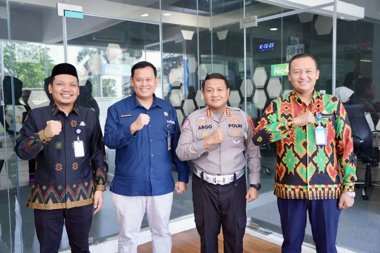 Dirlantas Polda Sultra Jadi Narasumber Dialog Interaktif RRI Kendari