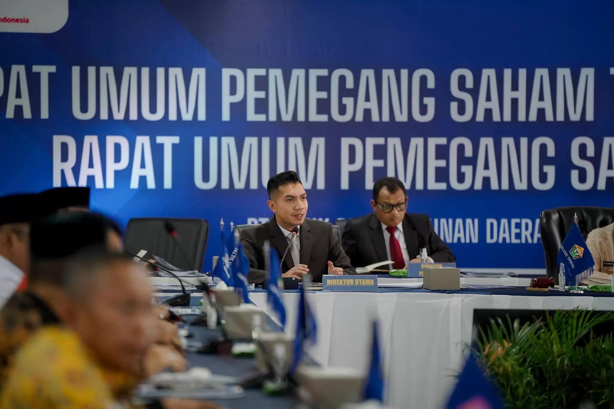 Dirut Bank Sultra saat menyampaikan kinerja tahun 2025 di hadapan para pemegang saham
