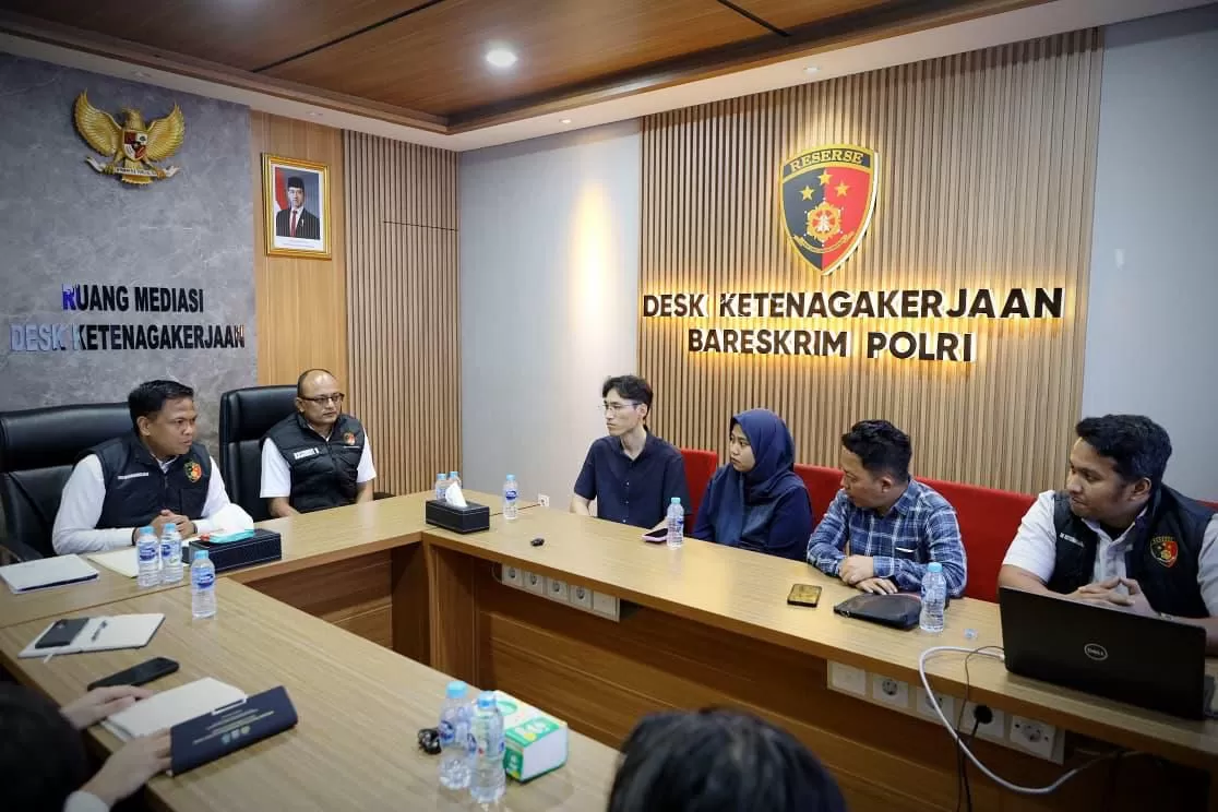 Pelayanan Polri saat hari Buruh