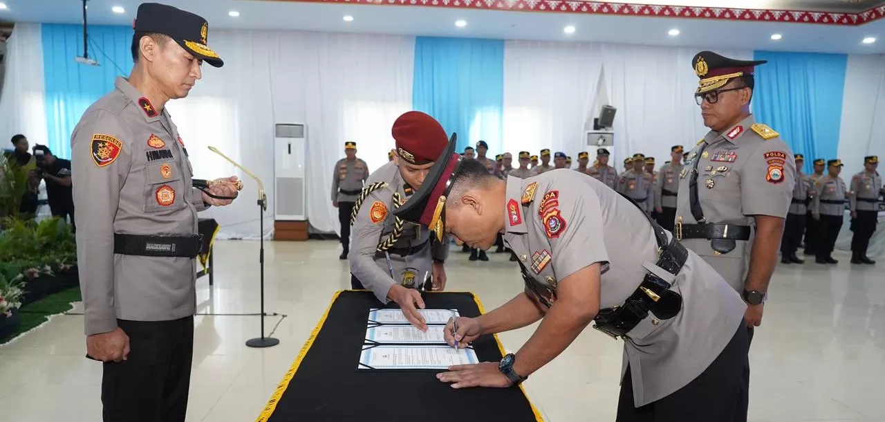 Prosesi pelantikan wakapolda Sultra