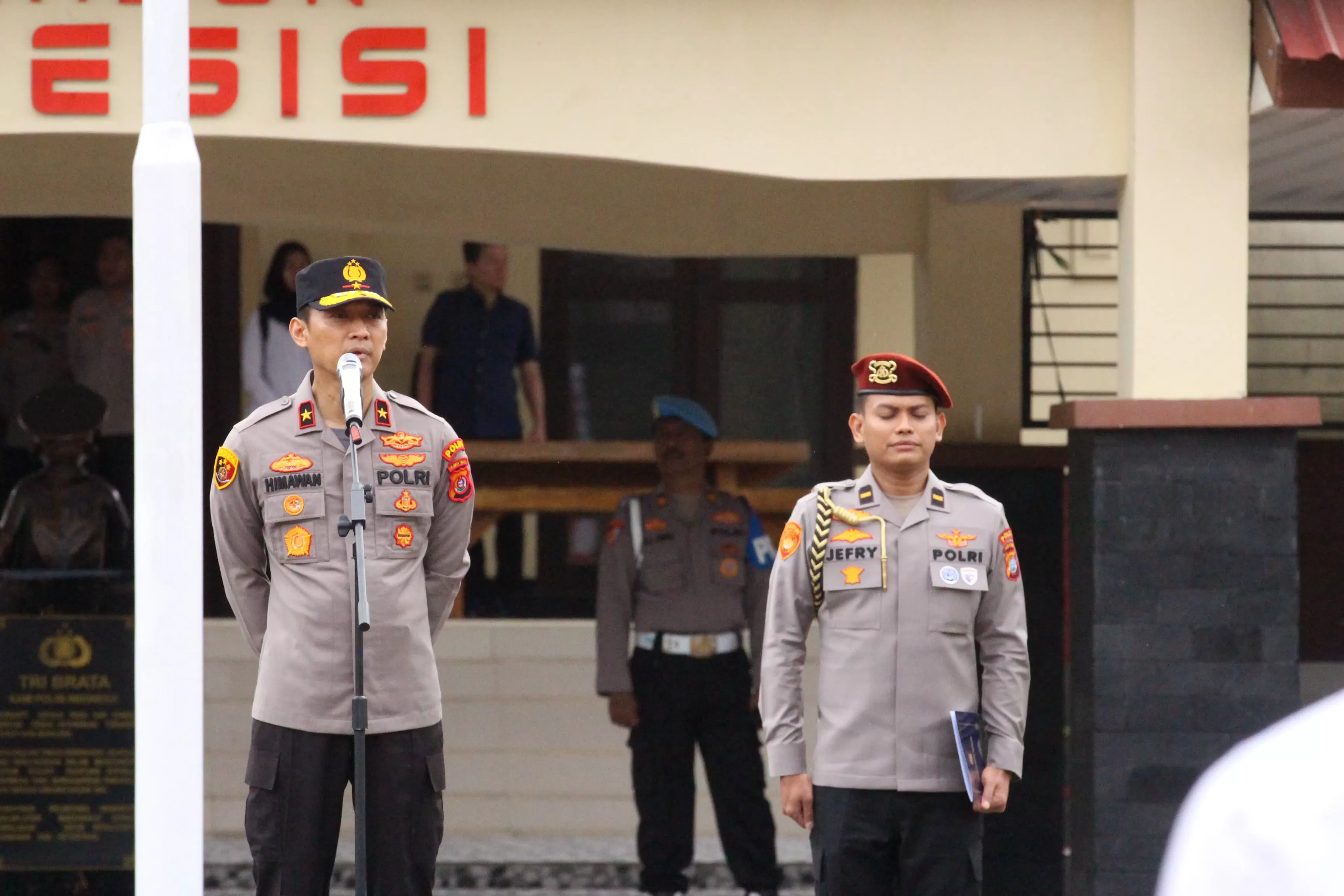 Kapolda Sultra saat pimpinan apel