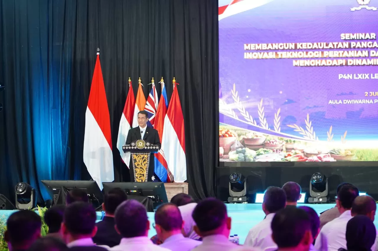 Mentan Amran saat meberikan pembekalan di Lemhanas