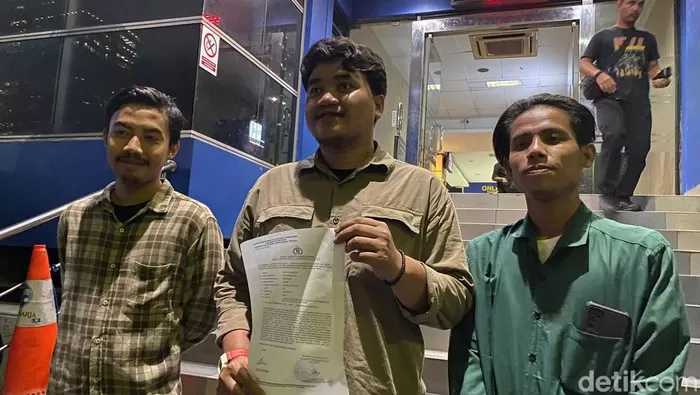 Jubir TPN Ganjar-Mahfud, Aiman Witjaksono, dipolisikan terkait postingannya soal polisi diperintah memenangkan pasangan Prabowo-Gibran pada Pilpres 2024. Foto: Detik.com