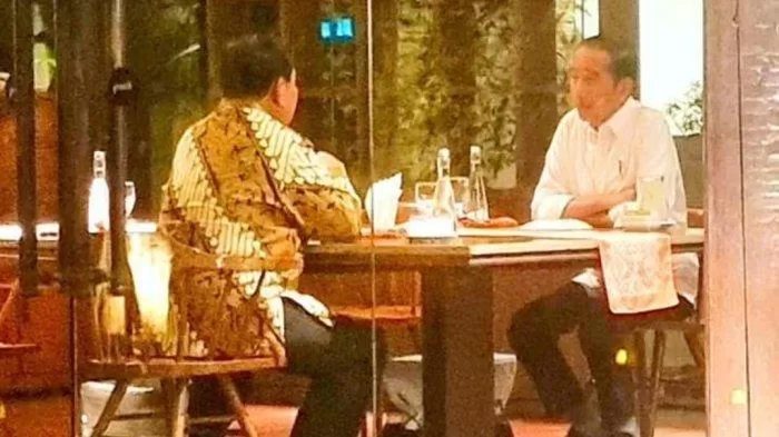 Prabowo Subianto dan Presiden Joko Widodo (Jokowi). Foto: Tribunnews.com